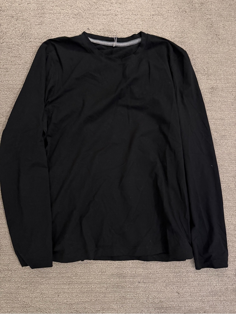 Lululemon Men's Classic Black Long-Sleeve Jersey Crew Neck Shirt